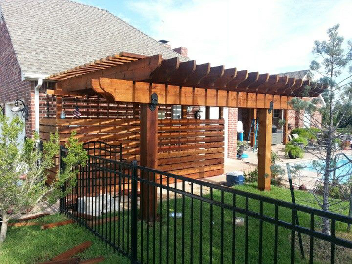 https://mastersqueegeedfw.com/wp-content/uploads/2025/01/Pergolas-24.jpg